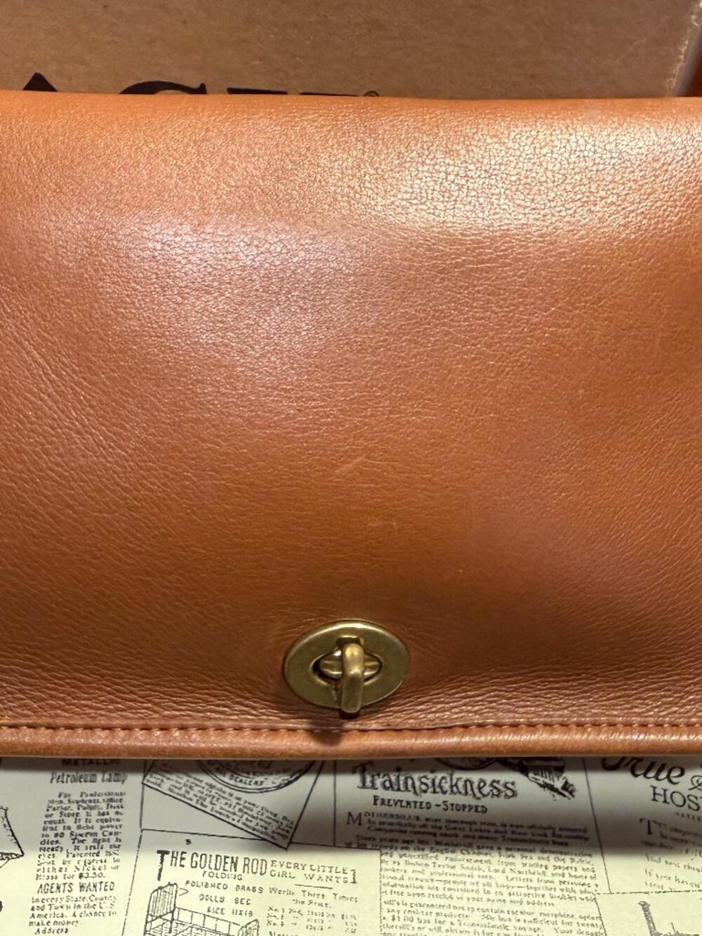Coach pocket purse 9755 great vintage condition BT
